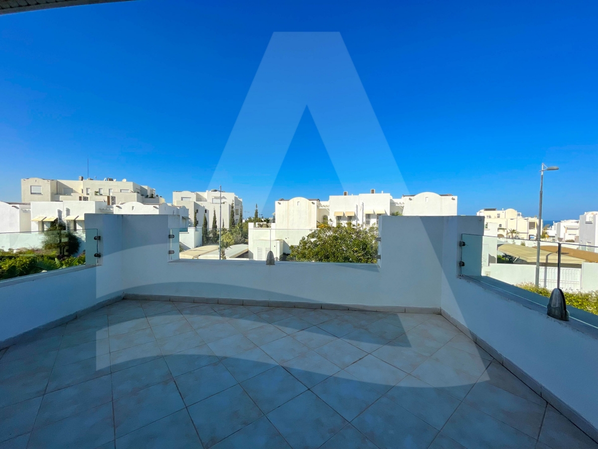 Location d'une luxueuse villa à Gammarth image 12