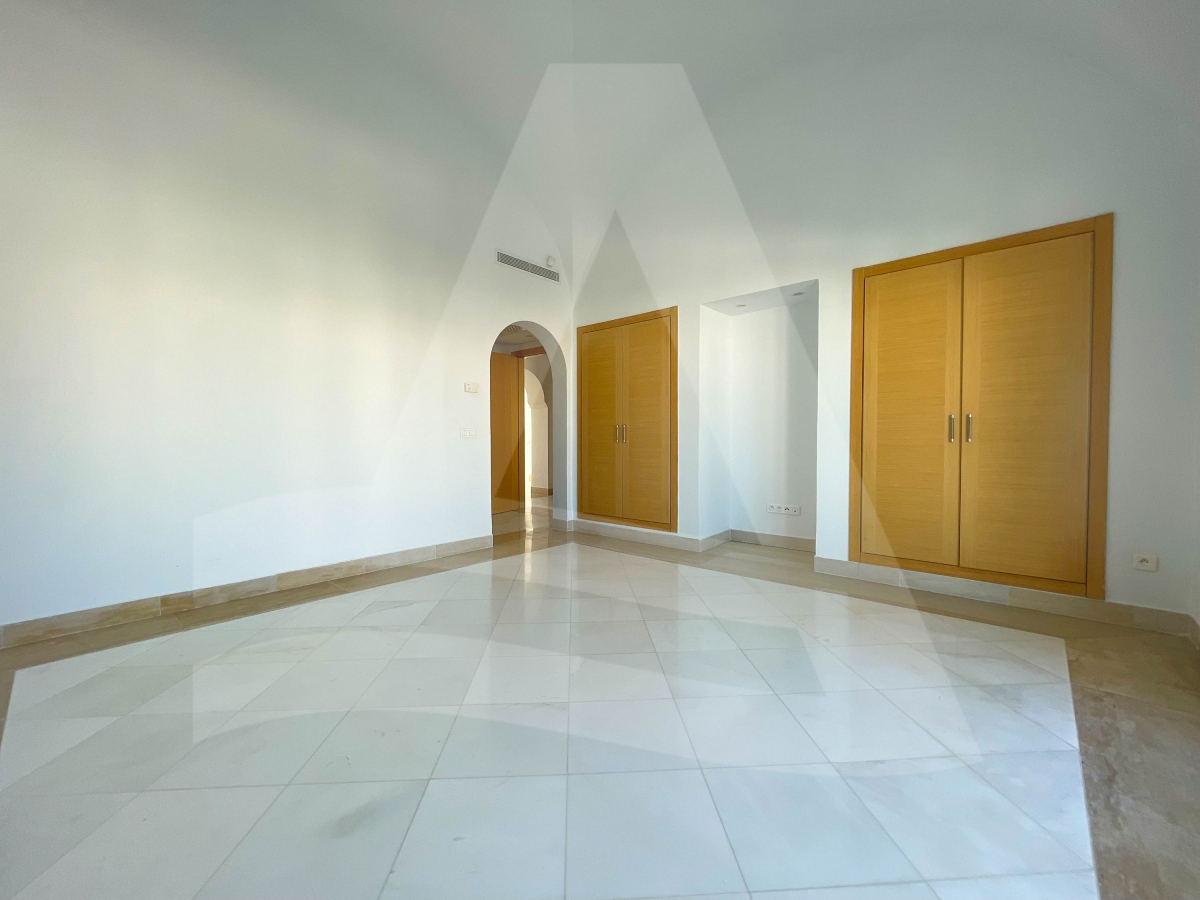 Location d'une luxueuse villa à Gammarth image 13