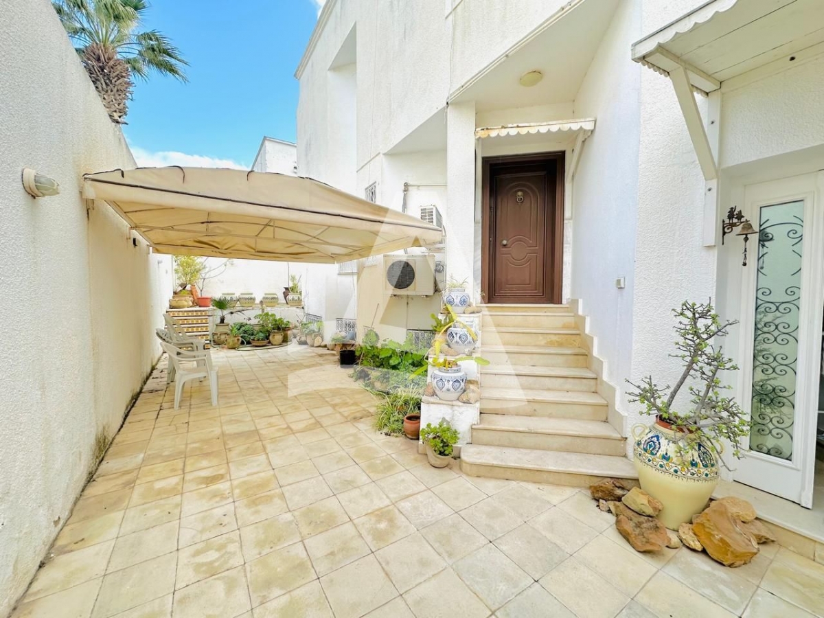 Location d'une villa à la Marsa image 0