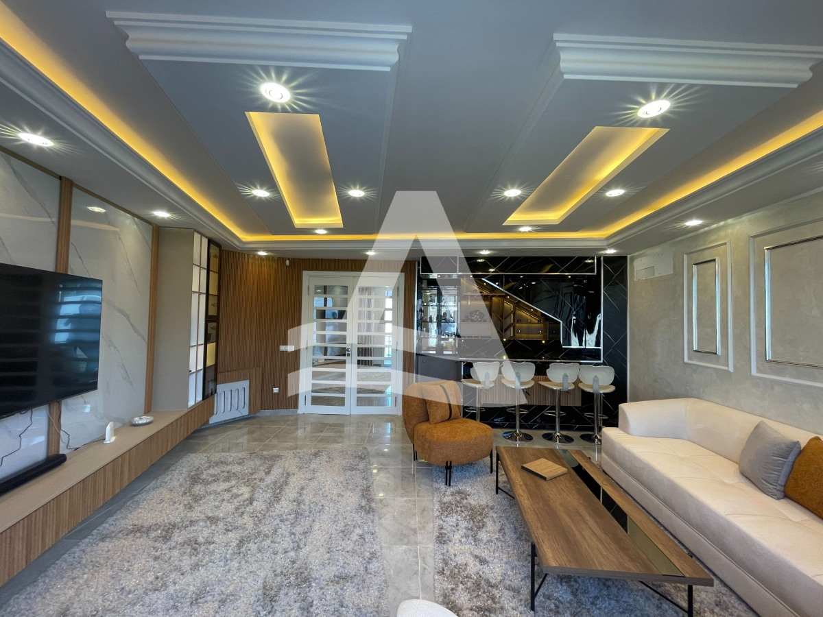Luxueux Triplex à louer à Gammarth image 12
