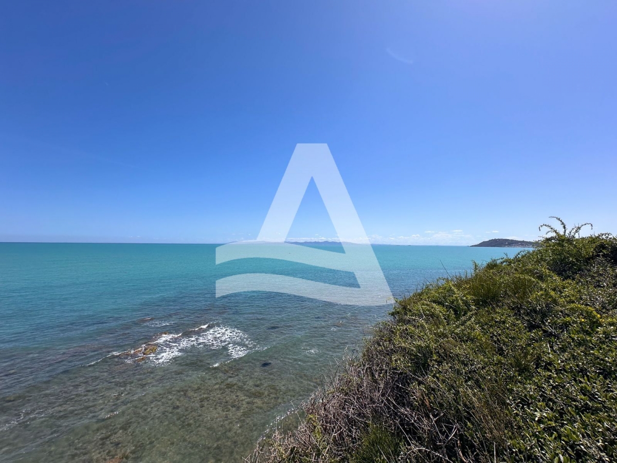 Terrain Exceptionnel avec Vue Mer image 2