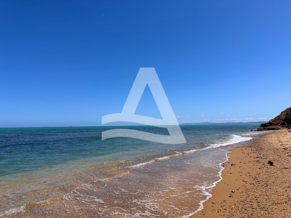 Terrain Exceptionnel avec Vue Mer image 3