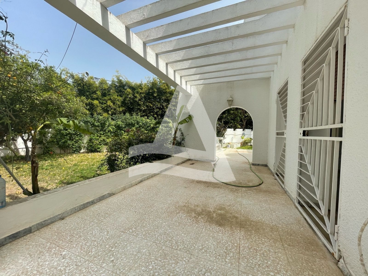 Villa à louer à la Marsa image 1