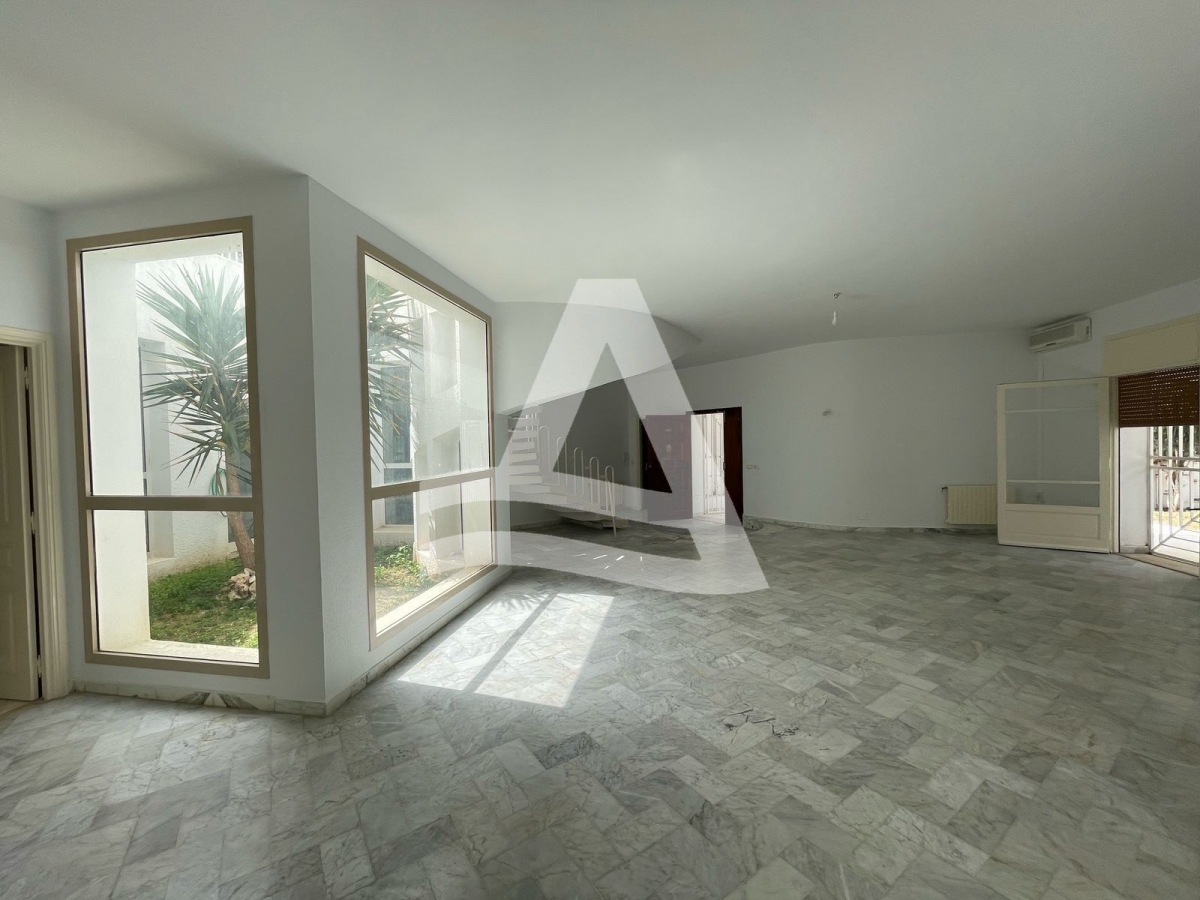 Villa à louer à la Marsa image 6